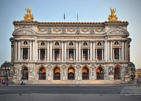 Frontansicht Der Opera Garnier Paris — Stockfoto