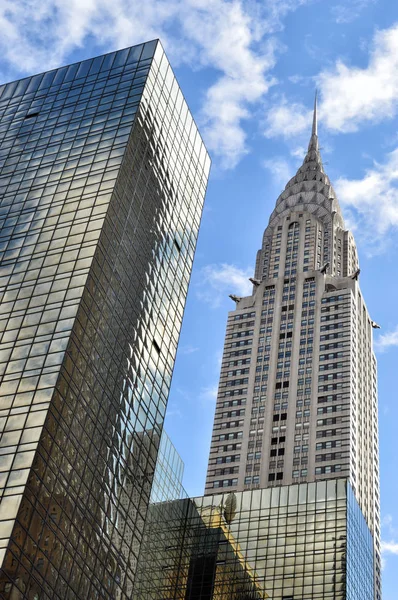 NYC - guardando in alto. Edificio Chrysler . — Foto Stock