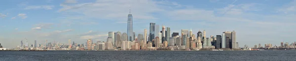 Panoramisch uitzicht op Lower Manhattan. — Stockfoto