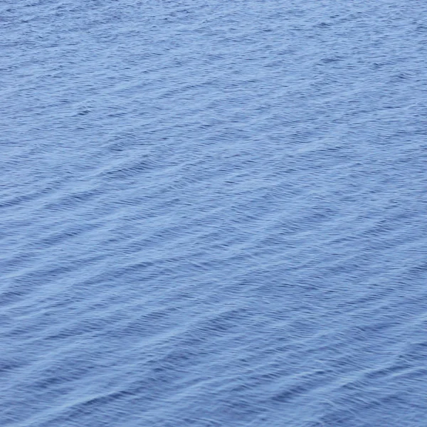 Dikey okyanus su dalgaları arka plan deseni, Soyut Mavi nazik bokeh parlak dalgaların doku, doğal canlı deniz manzarası yaz sezonu yüzey, büyük detaylı kopya uzay wallpaper