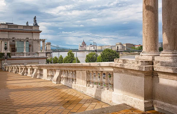 Vista Budapest Desde Increíble Varkert Bazar Hungría — Foto de Stock