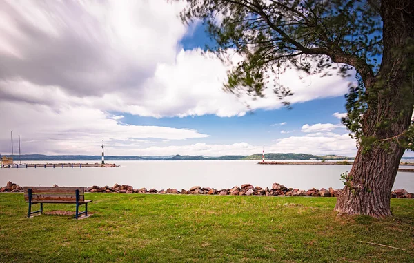 Fin Bild Med Blå Himmel Över Sjön Balaton Ungern — Stockfoto