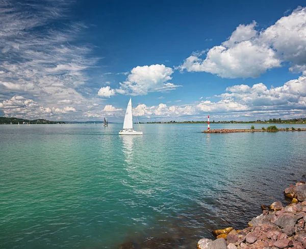 夏のバラトン湖の港 — ストック写真