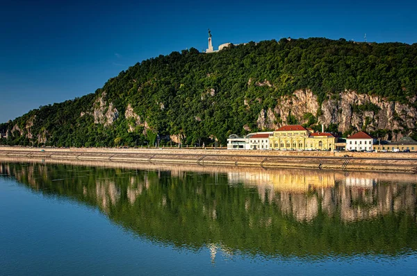 Budapest Ungarn Juli 2020 Das Rudas Bad Mit Donau Budapest — Stockfoto