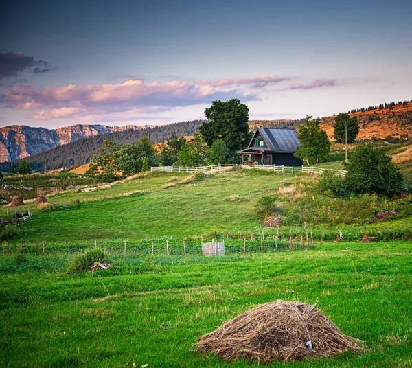 Schönes Dorf Den Bergen Von Montenegro — Stockfoto