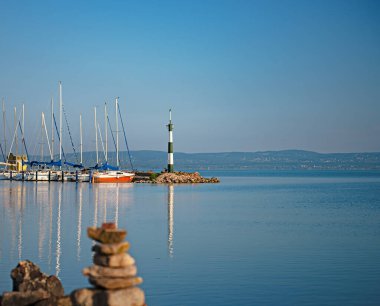 Yazın Balaton Gölü 'nde liman