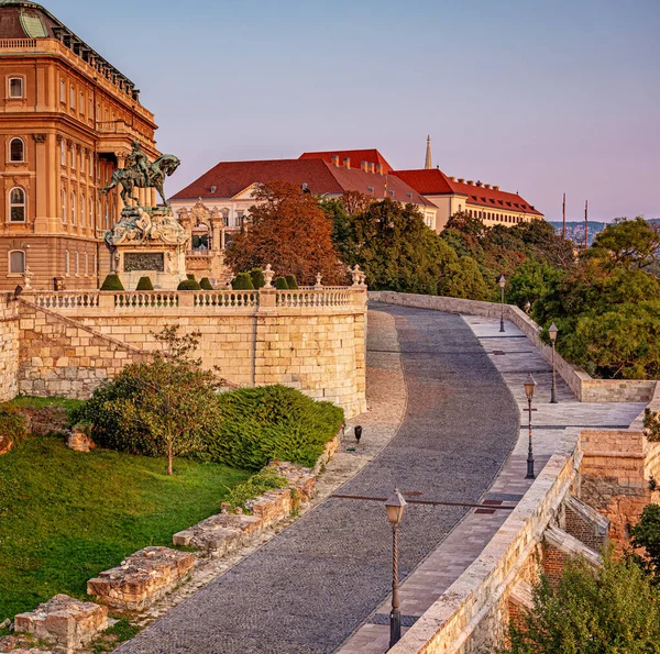 Královský Palác Budě Ráno — Stock fotografie