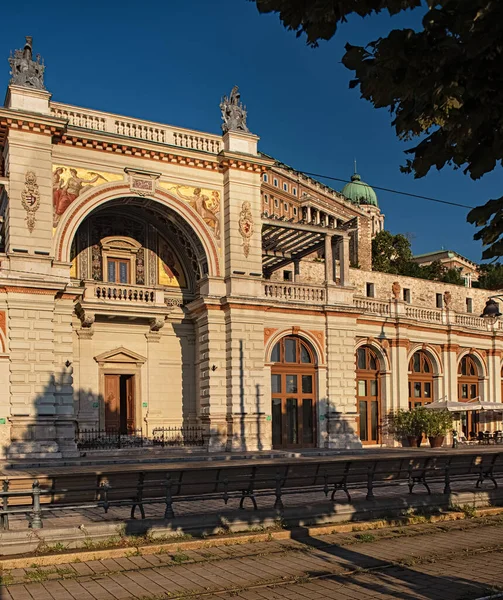 Budapest Ουγγαρια Ιουλιου 2020 Παζάρι Varkert Και Περίπτερο Κήπου Royal — Φωτογραφία Αρχείου