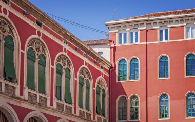 Split, Hırvatistan Cumhuriyeti meydanında binalar.