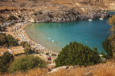 Lindos bay ve köy görünümü. Rhodes, Yunanistan.