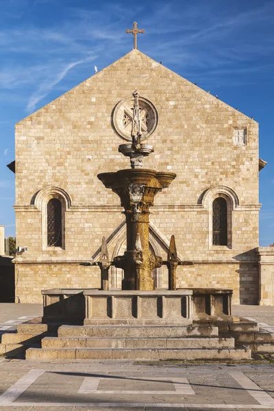 Grand Fountain Evangelisos Church Rhodes Town Greece — Stock Photo, Image