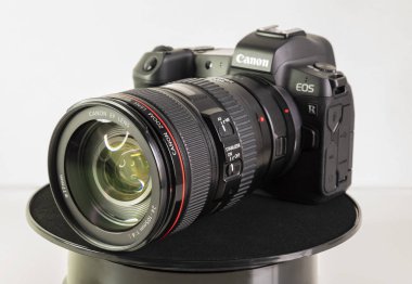 Canon Eos R ve Ef objektif