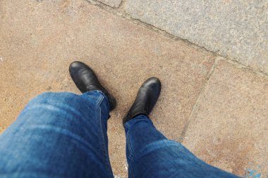 Denim ve bot bacaklar