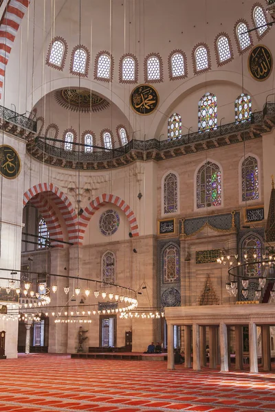 Interior de la mezquita Suleymaniye — Foto de Stock