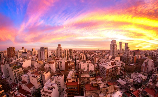 Die Skyline von Buenos Aires im Sonnenuntergang — Stockfoto