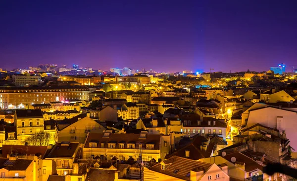 Vista panorâmica sobre o centro da cidade iluminada do Porto — Fotografia de Stock