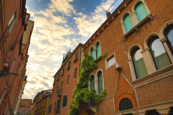 Историческая архитектура Венеции — стоковое фото