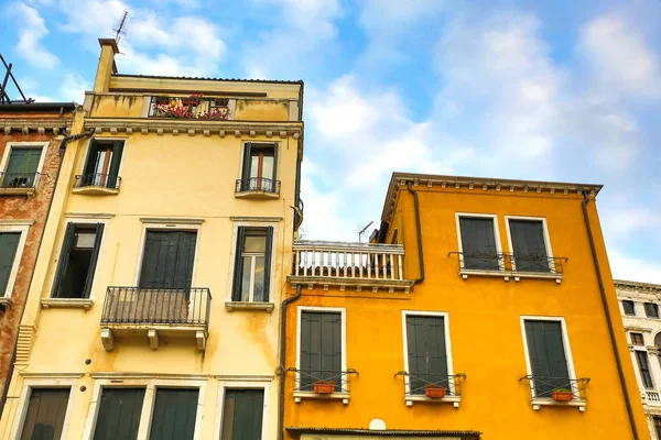 สถาปัตยกรรมประวัติศาสตร์ในเวนิส, อิตาลี — ภาพถ่ายสต็อก