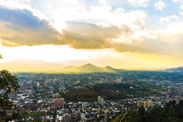 Panoramatický výhled na Santiago de Chile — Stock fotografie