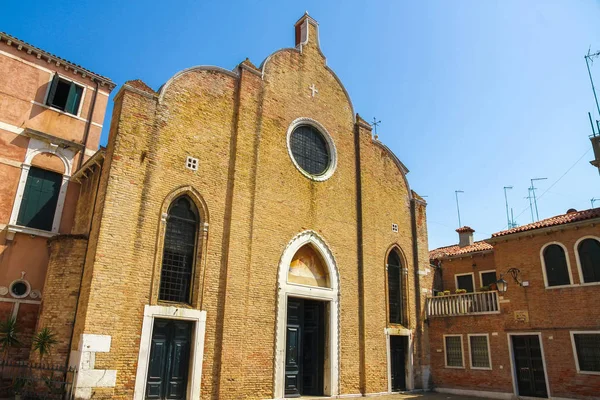 Een historische kerk in Venetië, Italië — Stockfoto