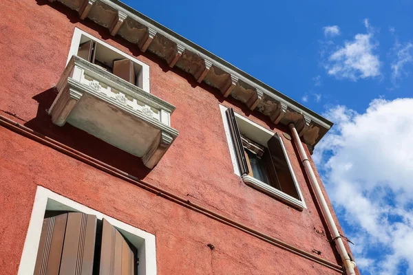 Arquitectura histórica en Venecia, Italia — Foto de Stock