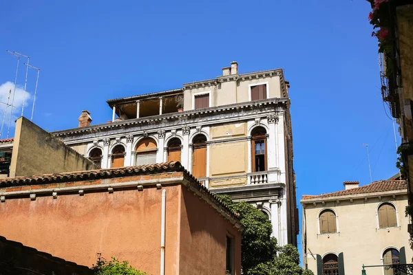 Architettura storica a Venezia, Italia — Foto Stock