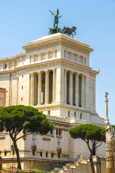 Närbild syn på Altare della Patria i Rom — Stockfoto