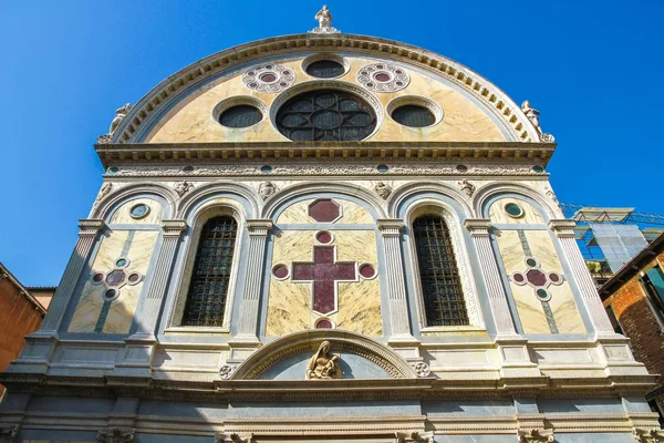 Bir tarihi kilise Venedik, İtalya — Stok fotoğraf