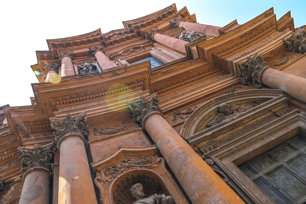 Uma igreja histórica em Roma, Itália — Fotografia de Stock