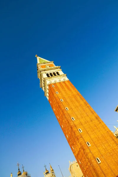 Visa på klocktornet i den San Marco Basilica — Stockfoto