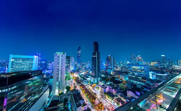 방콕의 조명된 스카이 라인 — 스톡 사진