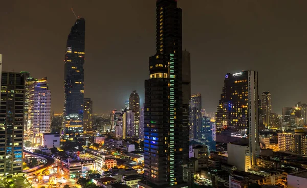 Vista sobre o horizonte iluminado de Bangkok — Fotografia de Stock