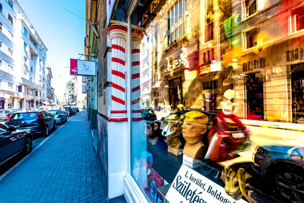 Escena callejera en Budapest, Hungría — Foto de Stock