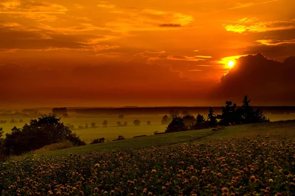 Sunset over the Bavarian hills — Stock Photo, Image