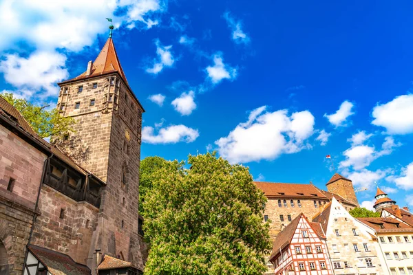 Vy över historisk arkitektur i Nürnberg, Tyskland — Stockfoto