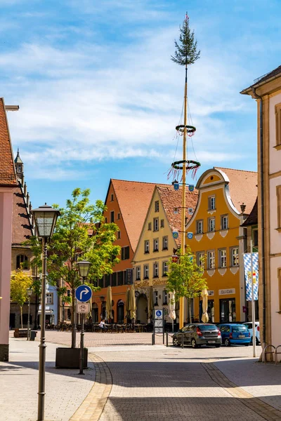 Historisk arkitektur i staden Weissenburg i Bayern i ge — Stockfoto