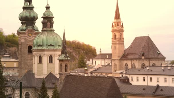 Avusturya Daki Salzburg Eski Katedral Kulelerine Bakın — Stok video