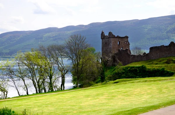 Древний Замок Уркварт Шотландии Рядом Лох Нессом — стоковое фото