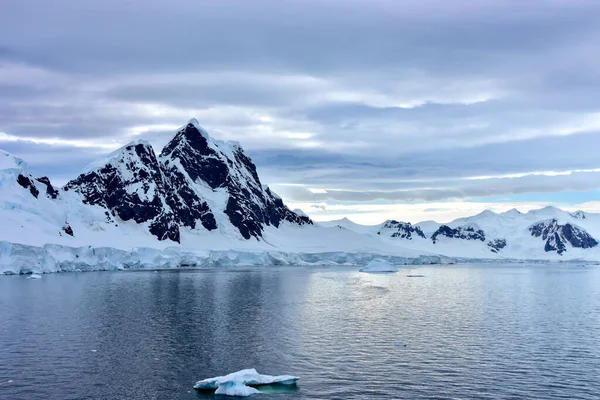 Glacier Couvert Elephant Island Antarctique — Photo