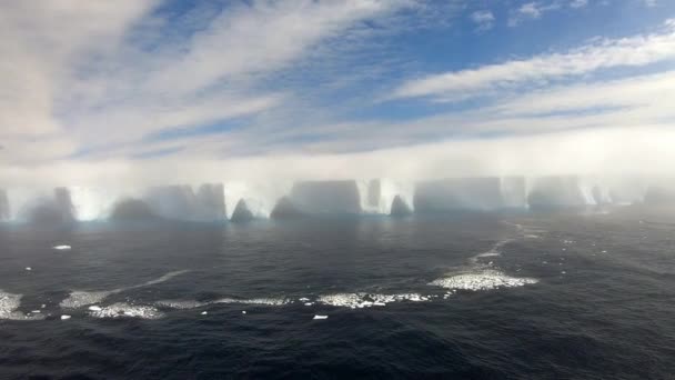 Large Iceberg Shrouded Fog Admiralty Bay Antarctica Camera Handheld Moving — Stock Video