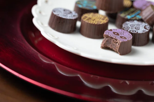 Kézműves Finom Csokoládé Edényt — Stock Fotó