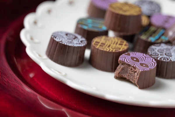 Caramelo Chocolate Fino Artesanal Plato Servir Con Diseño Corazón — Foto de Stock