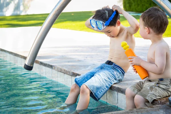 Young Mixed Race Chinese Caucasian Brothers Wearing Swimming Goggles Playing — Stock Photo, Image