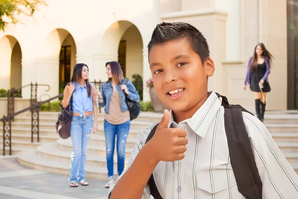 Jonge Mannelijke Hispanic Student Jongen Met Thumbs Campus — Stockfoto