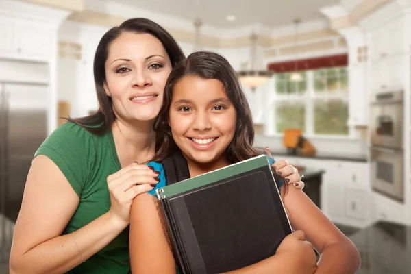 Proud Hispanic Mother Daughter Kitchen Home Ready School — Stock Photo, Image