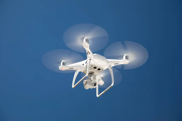 Drone Quadcopter Blue Sky — Stock Photo, Image