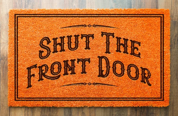 Shut Front Door Halloween Orange Welcome Mat Wood Floor Background — Stock Photo, Image