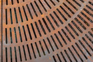 Paslı Metal Sokak Grate