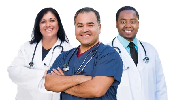 Grupo de Médicos Mestiços Femininos e Masculinos Isolados em Branco — Fotografia de Stock