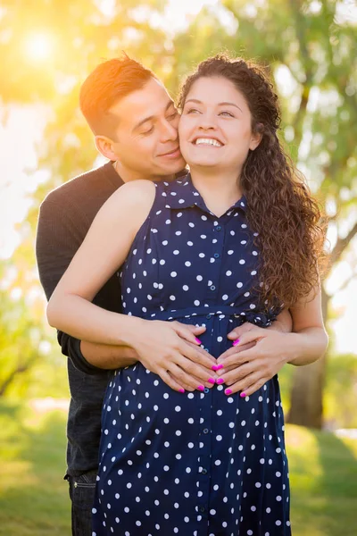 Hispanic Pregnant Young Couple Portrait Outdoors — Stock Photo, Image